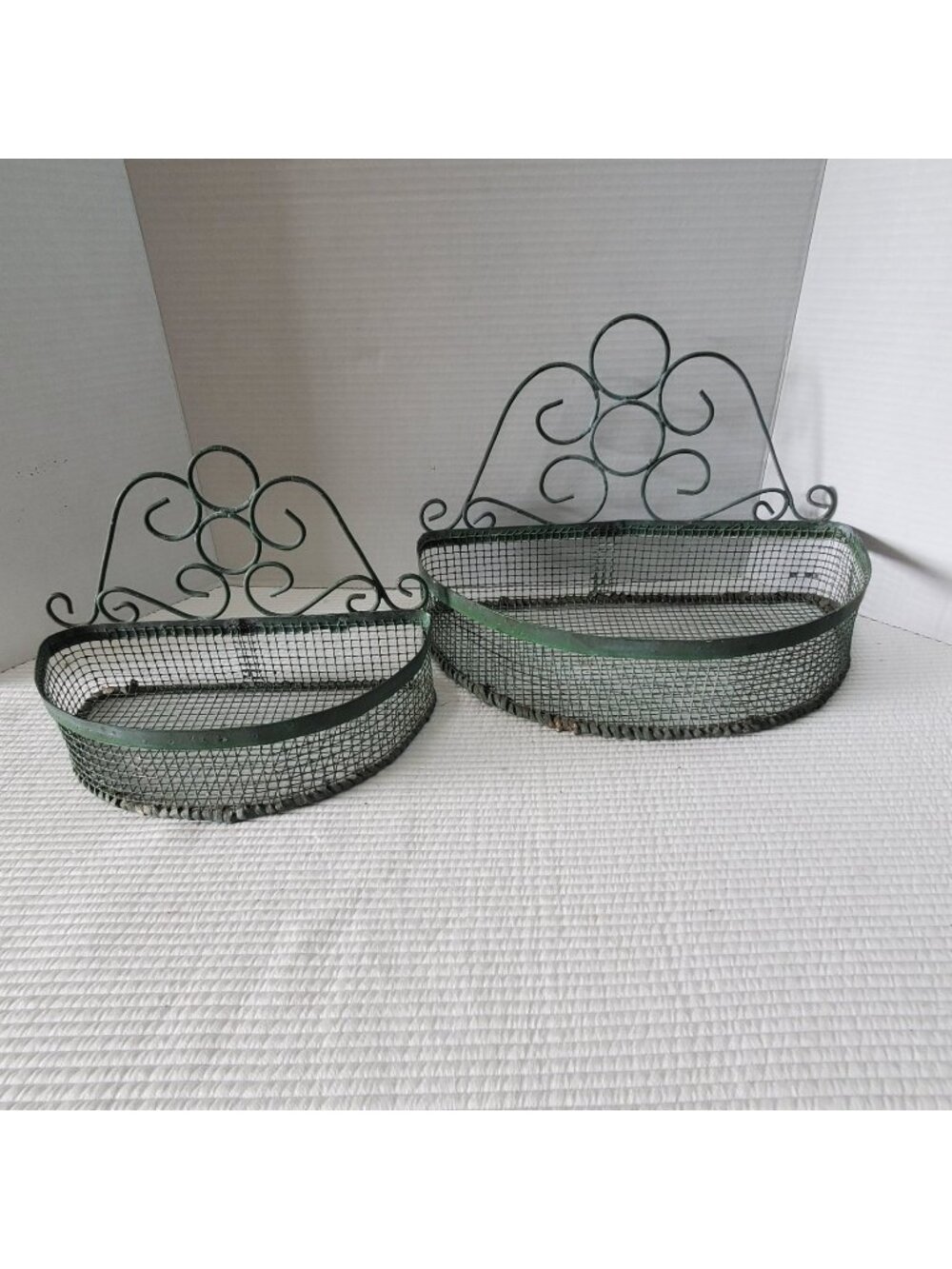 2 Rustic Metal Wired Hanging Wall Baskets Vintage Cottagecore Gallery Hanging